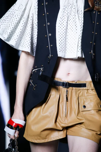 Look 104